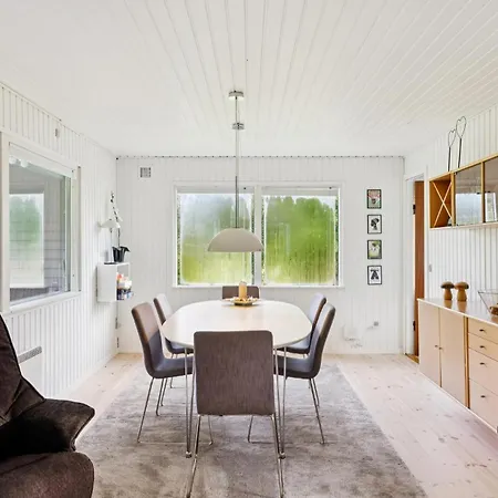 Awesome In With House A Panoramic View 度假居 Farsø